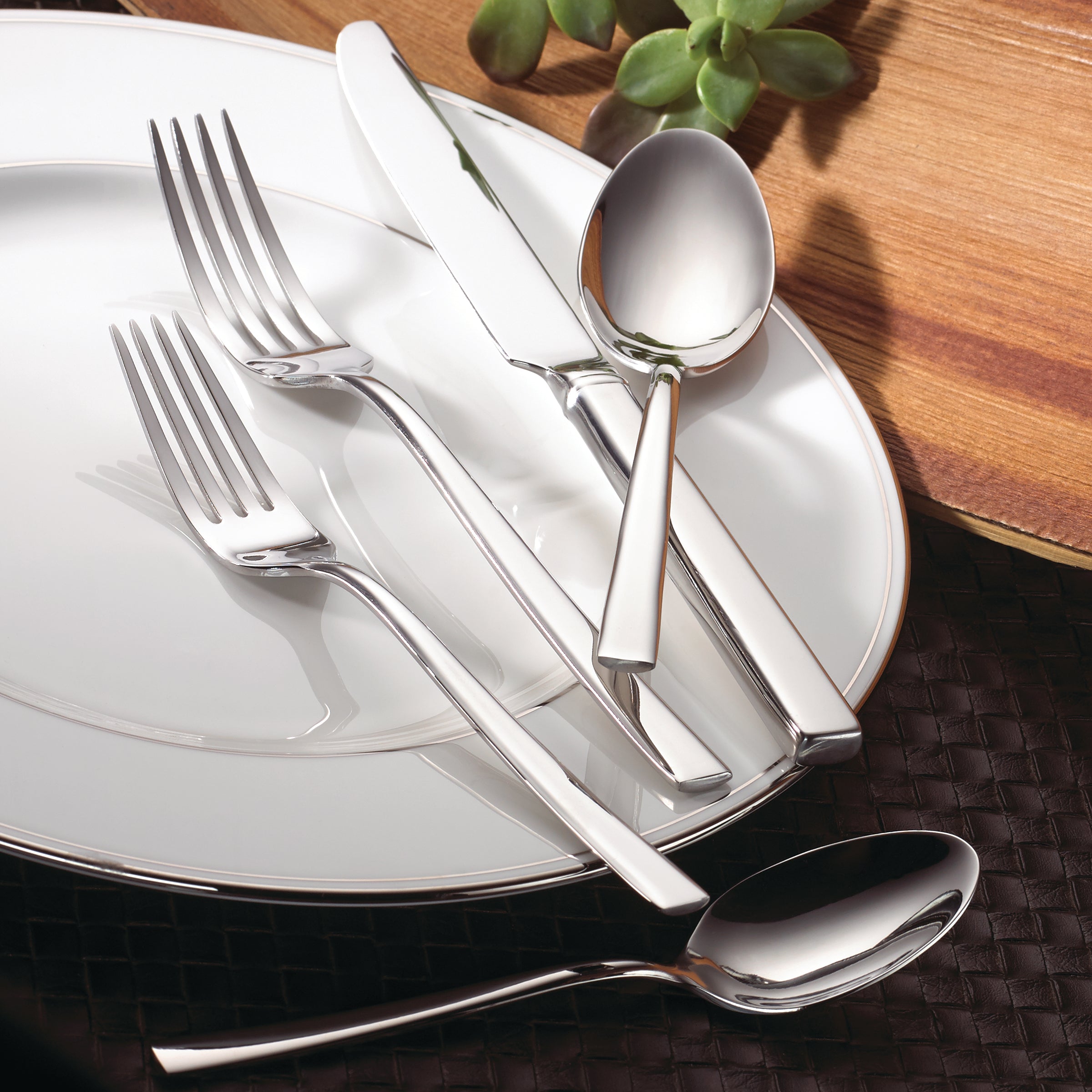 Cole 65 Piece Flatware Set