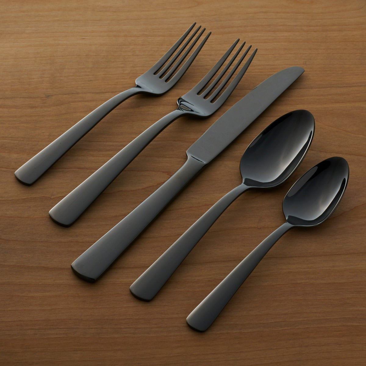 Aptitude Midnight Mirror 23 Piece Flatware Set
