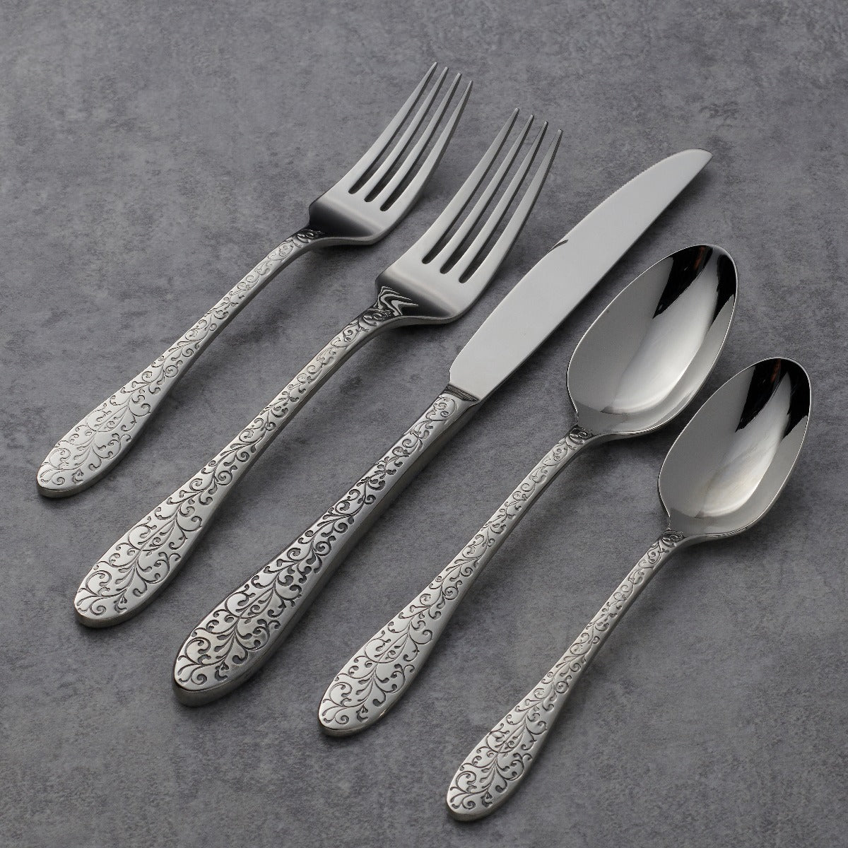Ivy Flourish 20 Piece Flatware Set