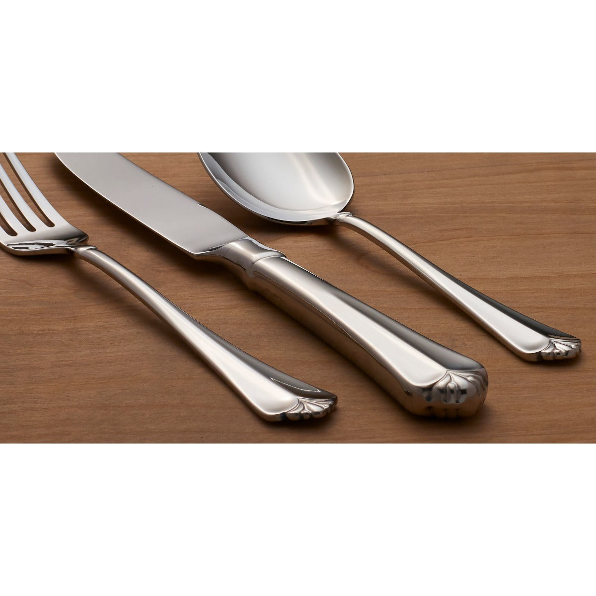 Juilliard 5 Piece Place Setting