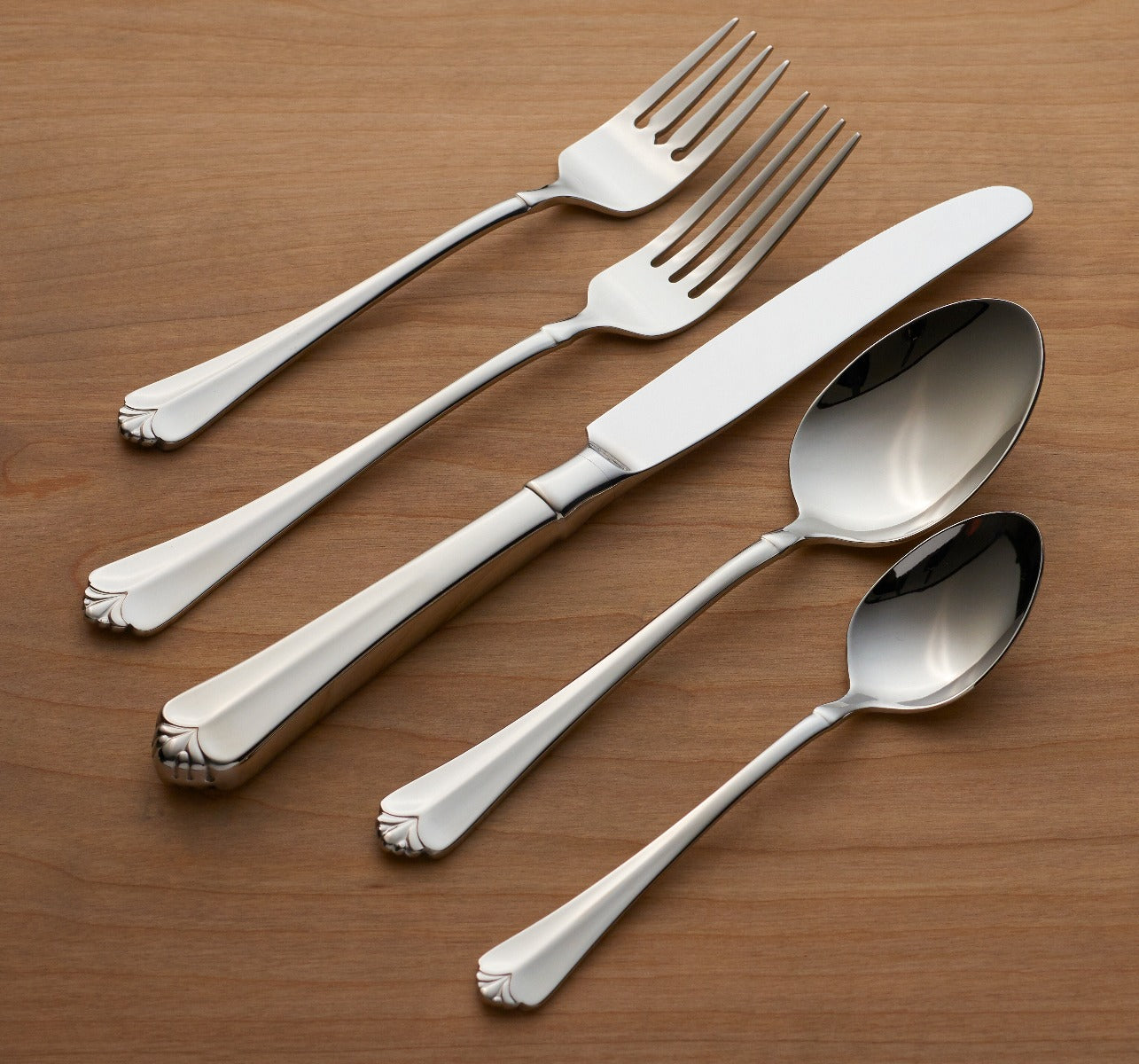 Juilliard 5 Piece Place Setting