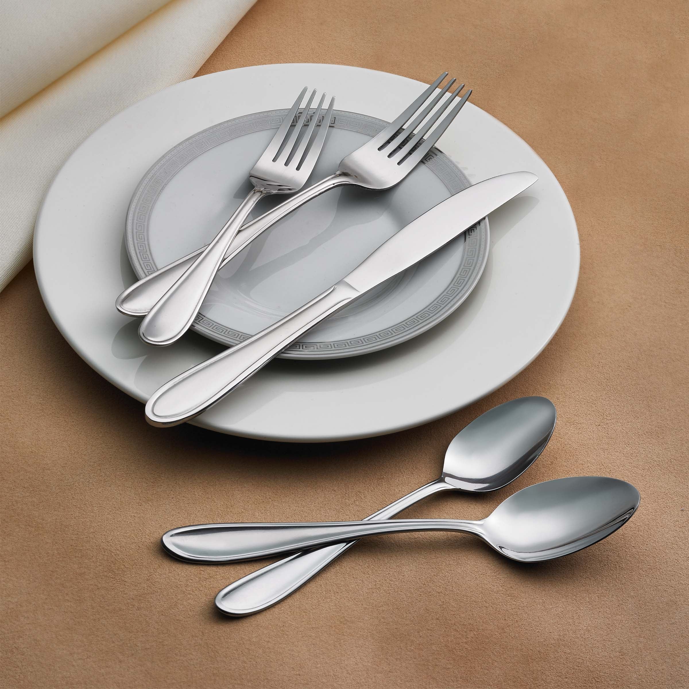 Lincoln 46 Piece Flatware Set with Caddy