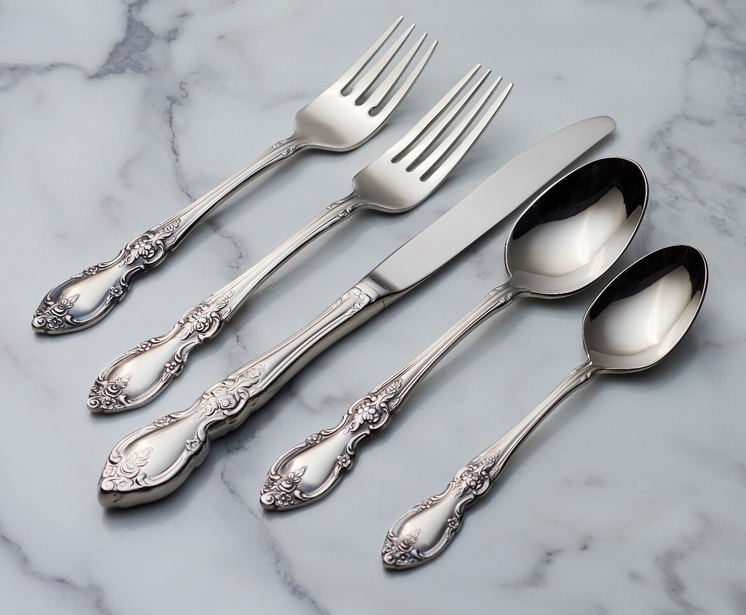 Louisiana 18/8 5 Piece Place Setting