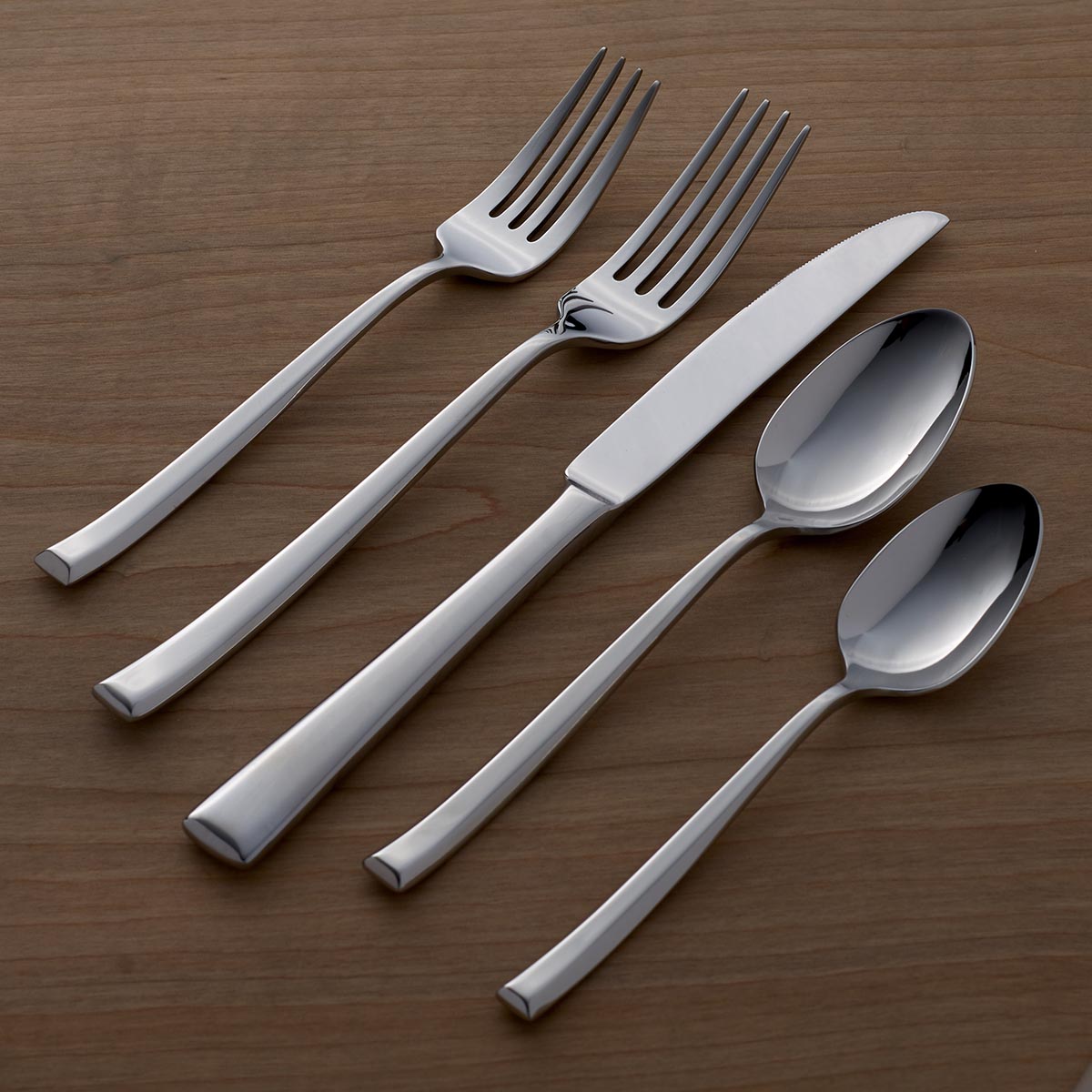 Pearce 20 Piece Flatware Set